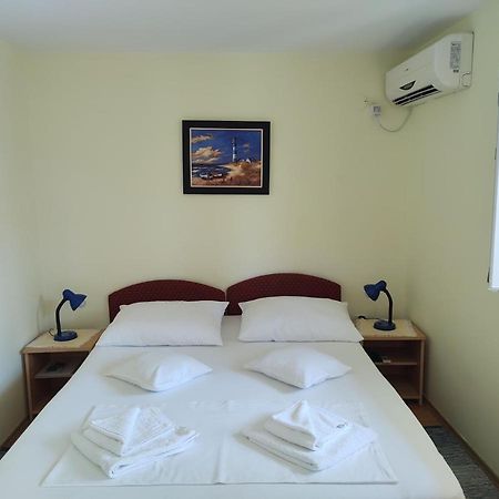 Guesthouse Anna Ragusa Esterno foto