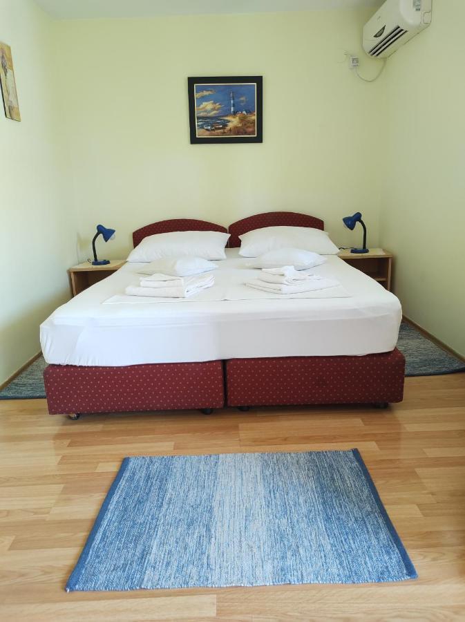 Guesthouse Anna Ragusa Esterno foto