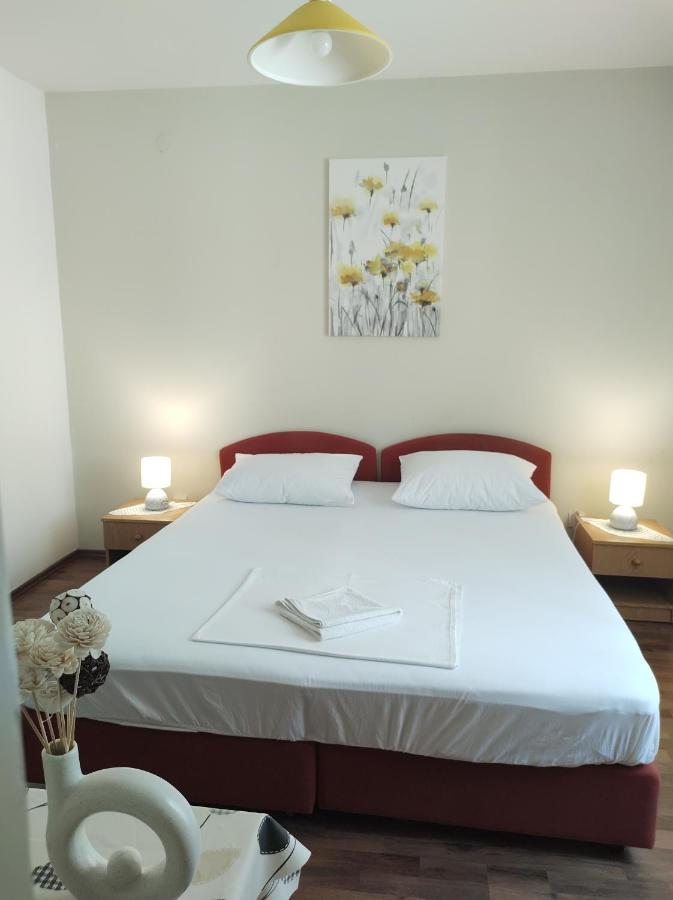 Guesthouse Anna Ragusa Esterno foto